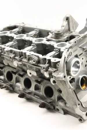 VW Left 4.2 Engine Cylinder Head (Touareg) 079103285AP Same Day Shipping