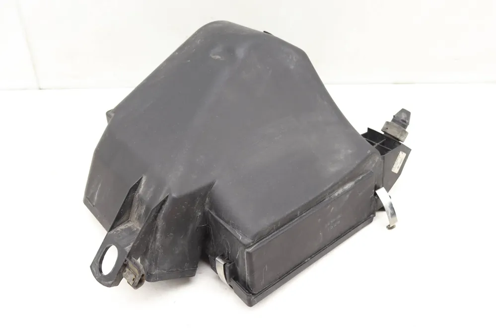 Secure Checkout Audi Lower Air Cleaner Filter Box / Housing 078133837BR