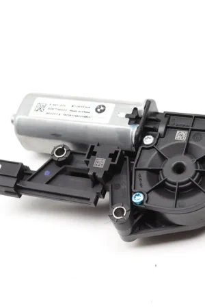 BMW Sunroof / Sun Roof Shade Motor 67618495205 Free Delivery