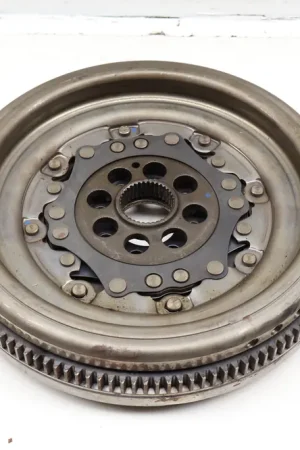 Special Discount VW Flywheel (Golf Alltrack, Golf, Golf SportWagen) 06K105266J