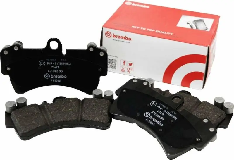 Brembo 12-17 Jeep Grand Cherokee/12-18 Tesla S Rear Premium NAO Ceramic OE Equivalent Pad Luxury